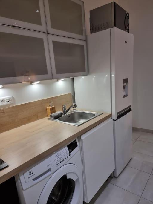 Nalan Orrygeois, Spa, Sauna, Proche Asterix